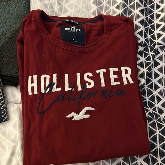 Hollister long sleeve - Picture 1 of 2
